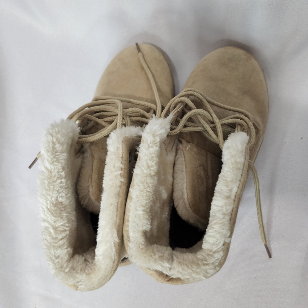 Winter boots - Picture 4 of 5